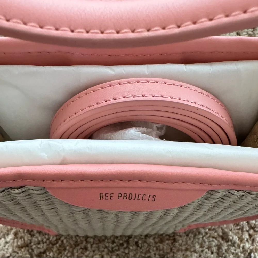 NIB Ree Projects Helene Hobo Mini Raffia Bag in Peach - Picture 10 of 14